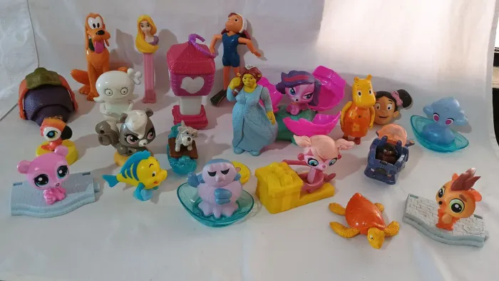 Lote de miniaturas do Mac donalds 