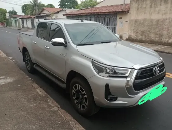 Toyota Hilux CD SRV 4X4 2.8 TDI Diesel Aut. 2024