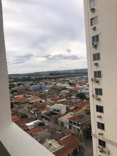 Vendo excelente apartamento no Condomínio Borges Landeiro Tropicale.