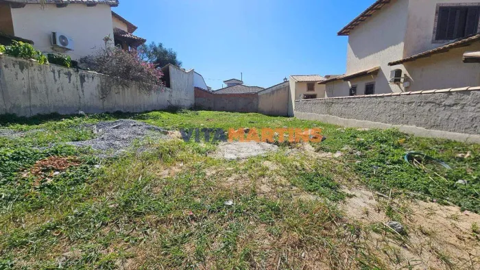 Terreno à venda, 300m² por R$ 110.000 no Condomínio dos Pássaros Cabo Frio/RJ