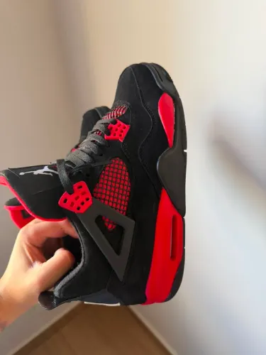 Air jordan 4 Red Thunder Vermelho/Preto 40BR