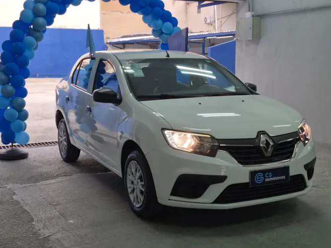 Renault Logan Life Flex 1.0 12V 4P Mec. 2024