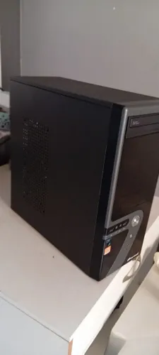 Vendo Pc antigo, teclado e mouse com fio