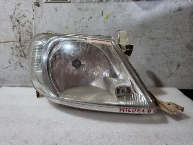 FAROL TOYOTA HILUX 2008 A 2012 ORIGINAL