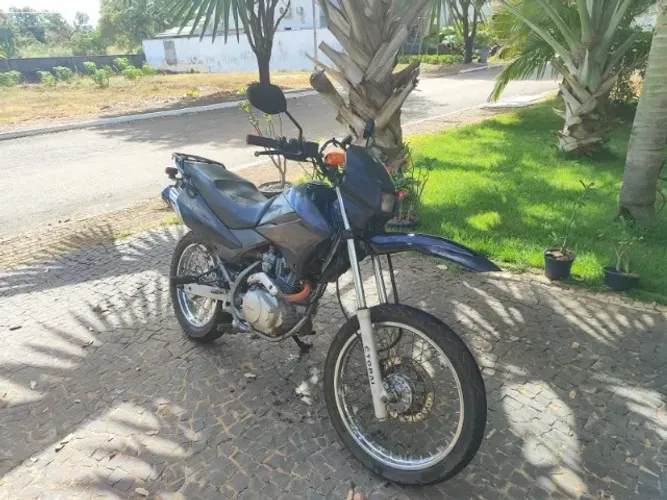 ? Honda Bros 150 ES 2006 - Preta, completa e pronta para rodar!