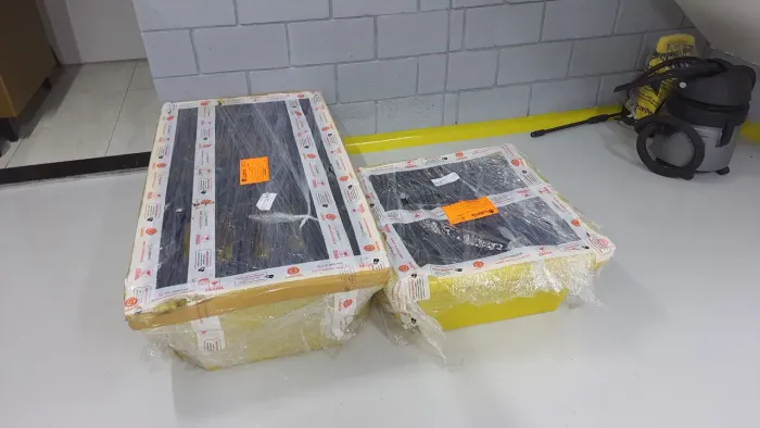 Pallet de contenção para 2 tambores de 200 lts.