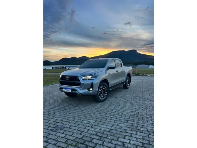 Toyota Hilux CD 4X4 2.8 Diesel Aut. 2025