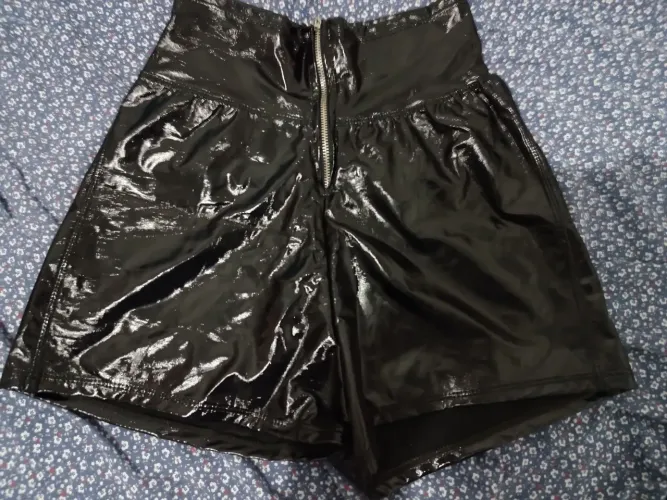 Short vinil alternativo/gótico