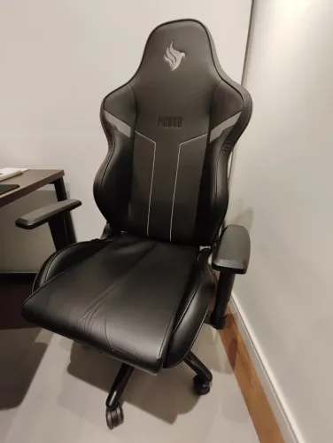 Cadeira Gamer Pichau Omega L Black Edition PG-OMGL-BLE01 Cor Preto Material do Estofamento