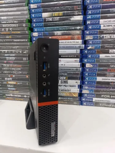 Lenovo thinkcenter M900