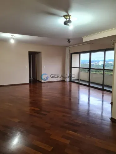Apartamento para locação com 4 quartos sendo 1 suíte- 160 m² Centro