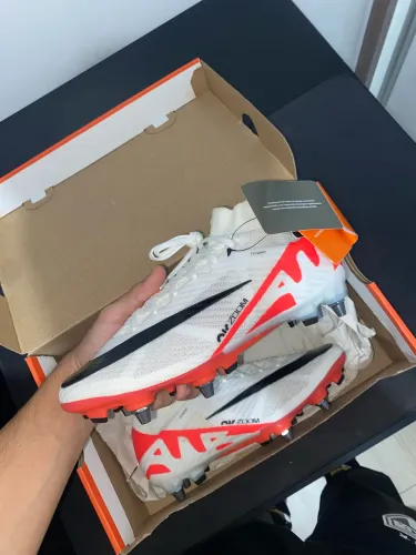 Chuteira Nike Air Zoom Mercurial Vapor 15 Elite