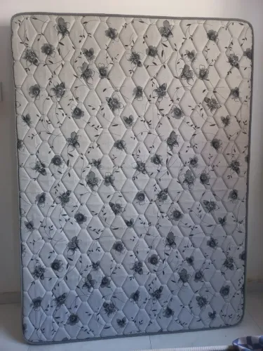 VENDO COLCHÃO CASAL HERVAL  