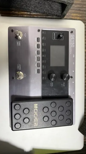 Pedaleira Mooer GE150