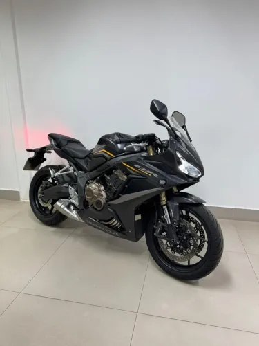 Cbr650r - 2023 - Honda