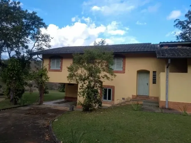 fazenda com 112.alqueires no vale do paraiba-170 km de sp.-sentido mar.