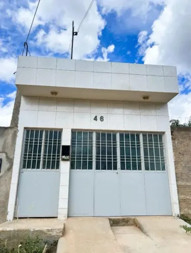- Casa na Vila Luizão