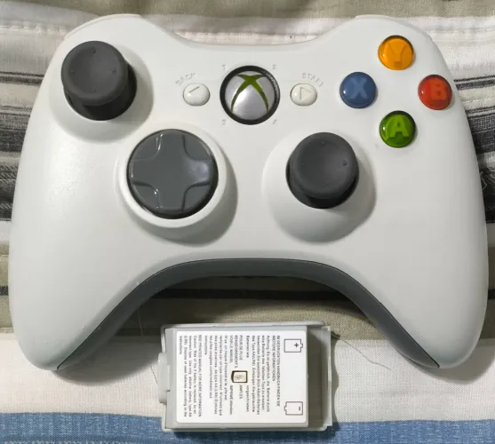 Excelente controle de Xbox 360 Branco em perfeito estado 