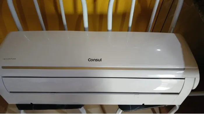Ar split cônsul 12.000 btus novinho.