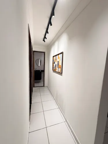 APARTAMENTO SEMI MOBILIADO - REFORMADO