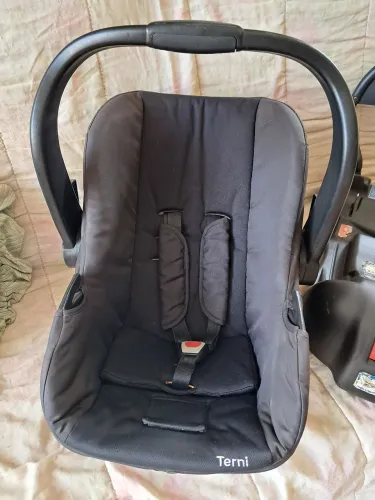 Bebê conforto terni com base