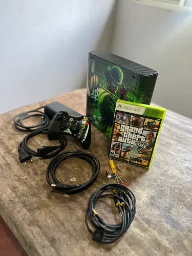 Xbox 360 super slim original 