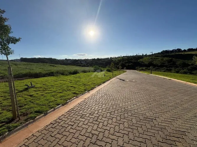 |Condomínio: RESIDENCIAL LE JARDIN (SAINTE ANNE)| - Vila Sônia (Sousas) - Campinas/SP. Lot