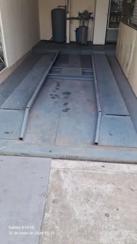 Elevador hidráulico
