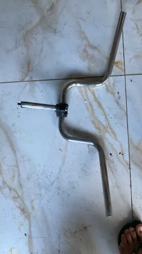 Guidão de moto com mesinha