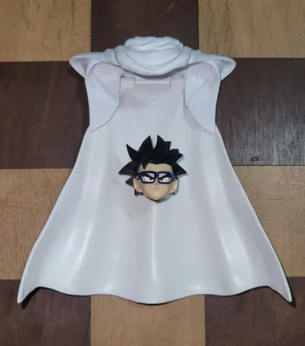 Partes do Boneco Bandai: Cabeça Head Gohan e capa Dragon Ball Super Heroes