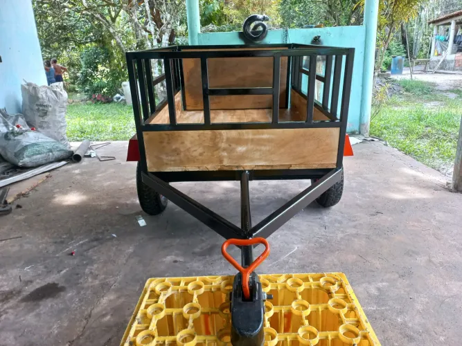 Vende-se uma carroça!!!