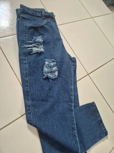 Calça jeans. 36