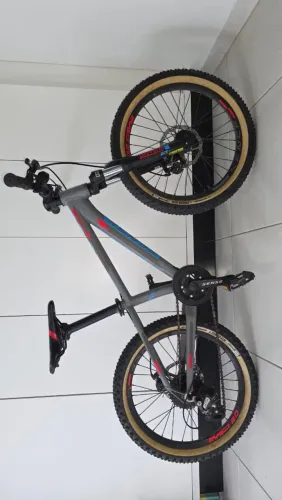 Bicicleta Sense Impact aro 20 - R$ 1.500