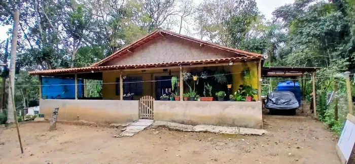 Imóvel para venda tem 120 metros quadrados com 3 quartos em Curral - Ibiúna - SP
