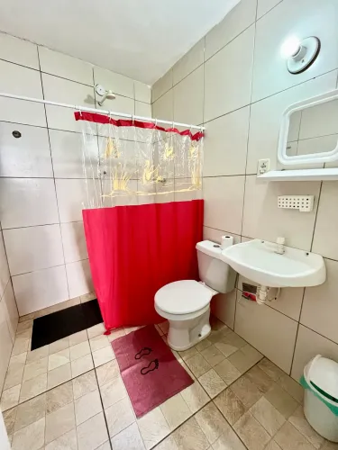 Casa e kitnet para alugar no centro de Arraial do Cabo
