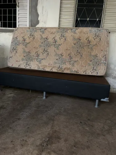 Cama de solteiro