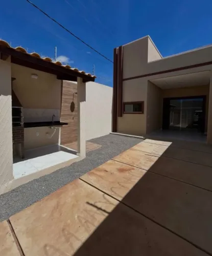 CASA NO BAIRRO KENNEDY