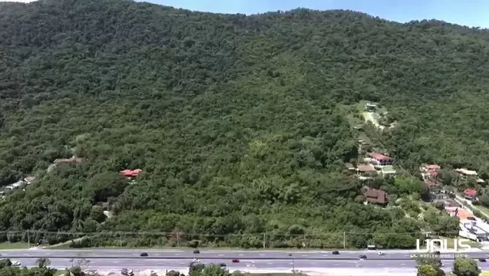 Terreno ideal para Investimento no Cacupé !