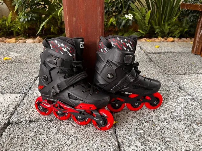 Patins Traxart Revolt Vermelho