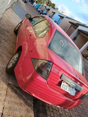 Ford Fiesta Sedan SE 1.0 8V Flex 4P 2014
