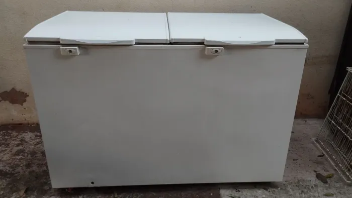 Freezer horizontal