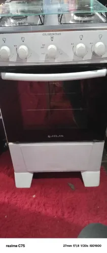 Vendo um fogão Atlas 4 bocas 