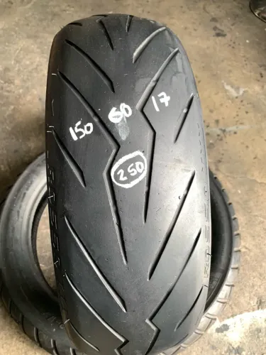 Pneu Traseiro 150/60/17 CB300, Fazer e Nova Twister 300