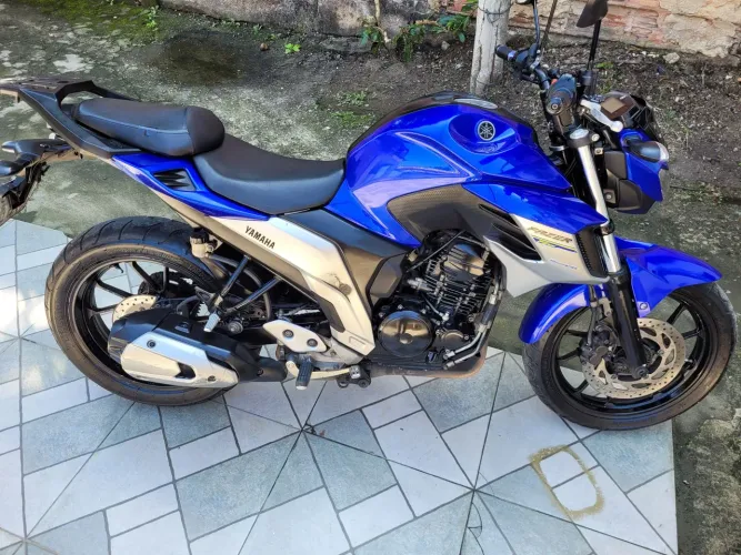 Yamaha FZ 250/ ANO 2021