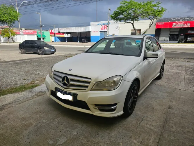 Mercedes-Benz C-180 CGI Sport 1.6 TB 16V 156cv Aut. 2014
