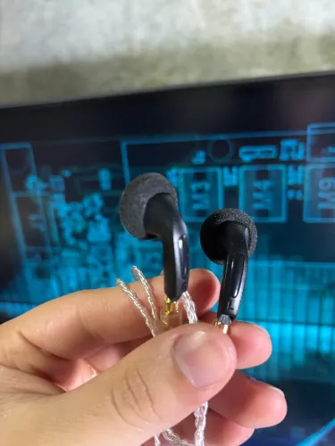 RY4S 30ohms com cabo mmcx