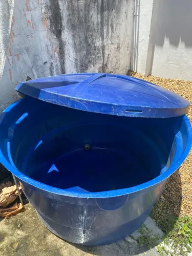 Vendo caixa d'água de 500lts