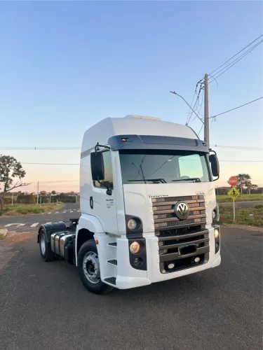 Caminhão VW 19-360