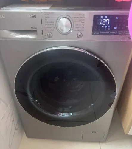 Máquina lava e seca LG