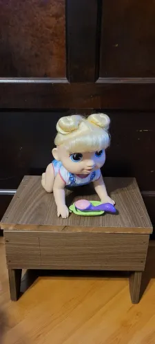 Vendo boneca bebê Baby Alive 